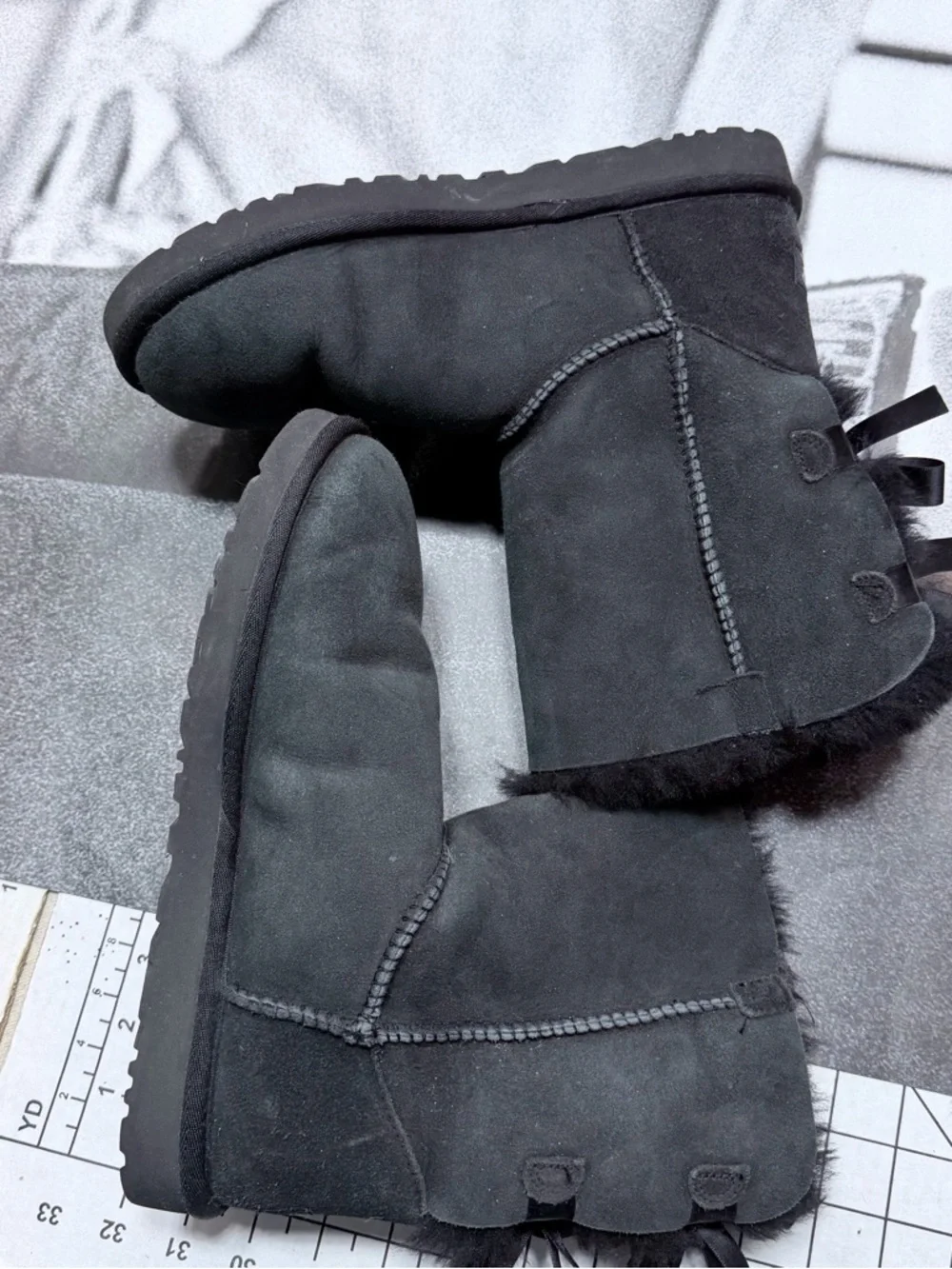 UGG Women's Sz 9 Bailey Bow II black boots